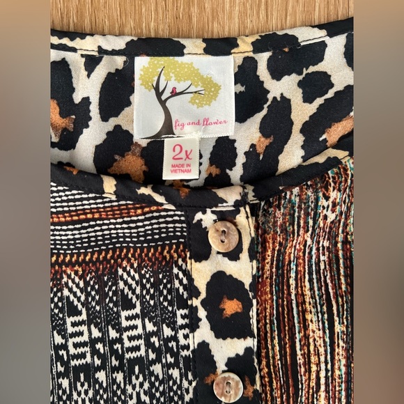 Fig and Flower Vibrant Patchwork Blouse, size 2X - Picture 3 of 9